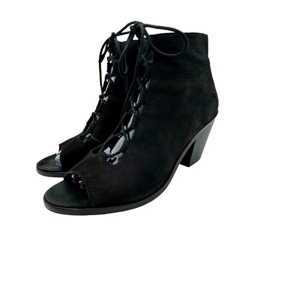 Eileen Fisher Shoes - EILEEN FISHER Slew tumbled  nubuk black leather shoes 8 Matte lace up bootie